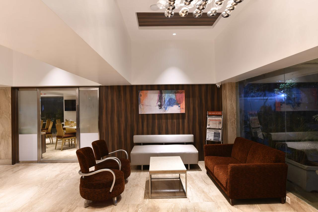 Hotel Leafio Marigold-Near Airport Βομβάη Εξωτερικό φωτογραφία