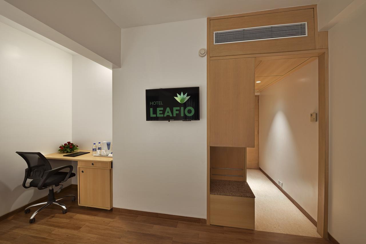 Hotel Leafio Marigold-Near Airport Βομβάη Εξωτερικό φωτογραφία